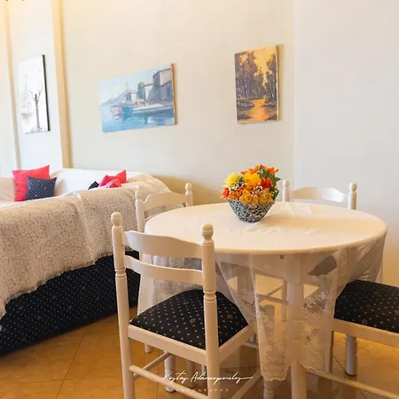 Premier Sea Apartment Palaiontsiflikion