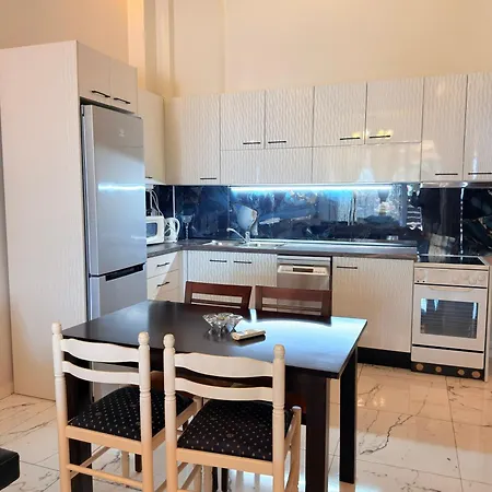 Premier Sea Apartament PalaiónTsiflíkion